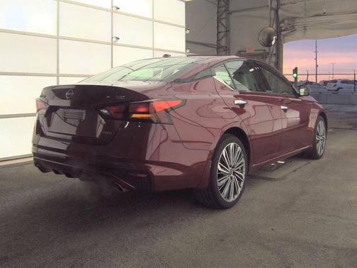 2024 Nissan Altima 2.5 SL