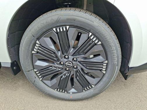 2025 Nissan Murano Platinum