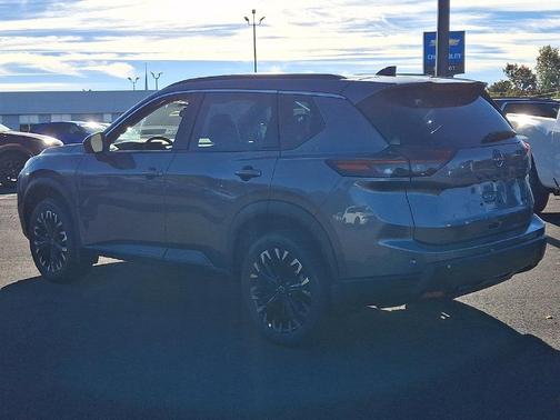 Gun Metallic 2027 Nissan Rogue Dark Armor