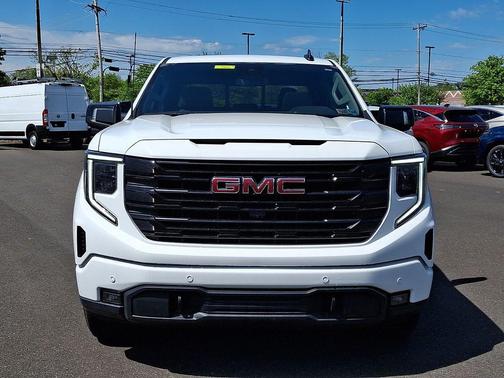Summit White 2024 GMC Sierra 1500 Elevation