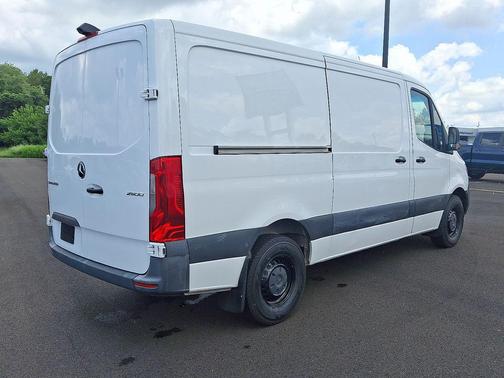 2021 Mercedes-Benz Sprinter 2500 Standard Roof