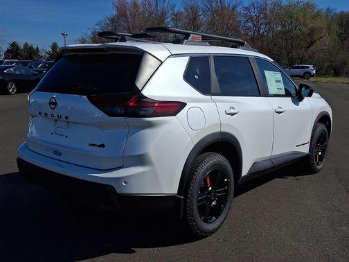 Everest White Pearl Tricoat 2026 Nissan Rogue Rock Creek