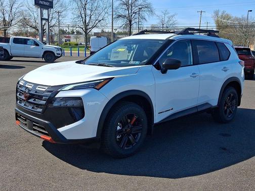 Everest White Pearl Tricoat 2026 Nissan Rogue Rock Creek