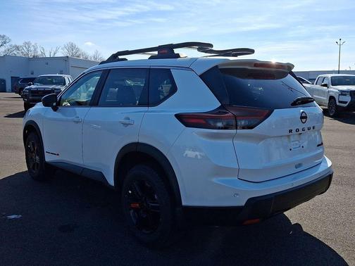 Everest White Pearl Tricoat 2026 Nissan Rogue Rock Creek