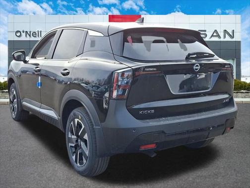 2025 Nissan Kicks SV