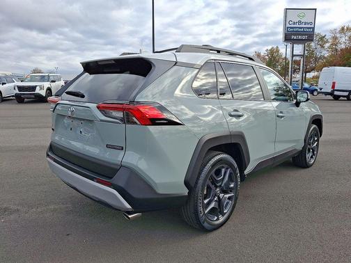 2022 Toyota RAV4 Adventure