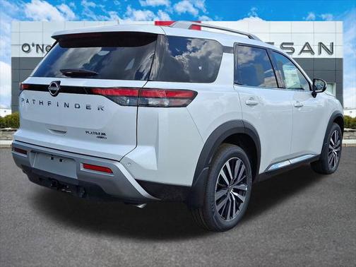 2025 Nissan Pathfinder Platinum 4WD