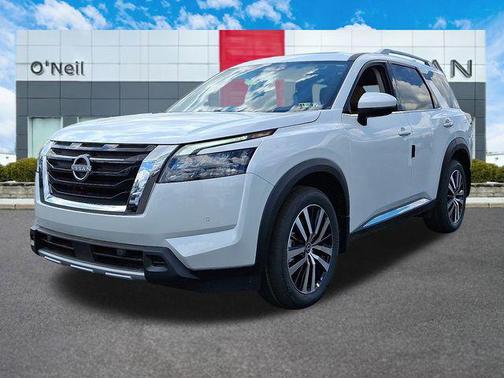 2025 Nissan Pathfinder Platinum 4WD