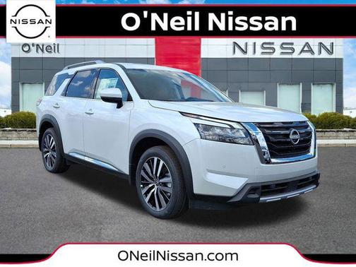 2025 Nissan Pathfinder Platinum 4WD
