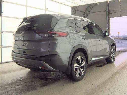 Gun Metallic 2023 Nissan Rogue SL