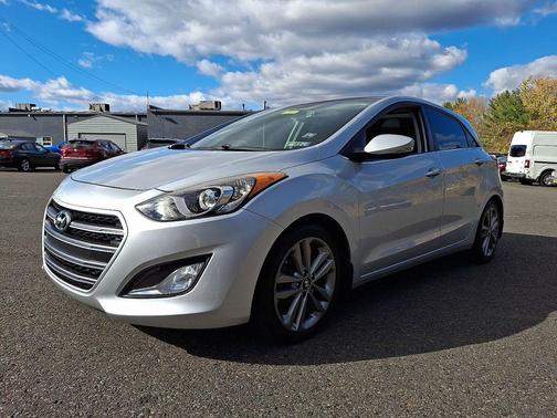 2016 Hyundai Elantra GT Base