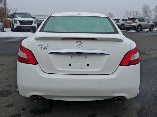 2011 Nissan Maxima SV