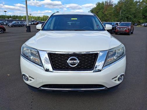 2016 Nissan Pathfinder SL