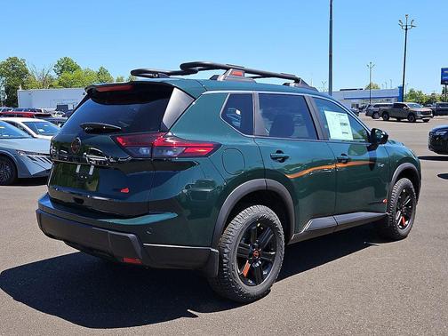 Obsidian Green 2026 Nissan Rogue Rock Creek
