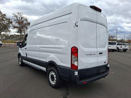 2021 Ford Transit-250 Base