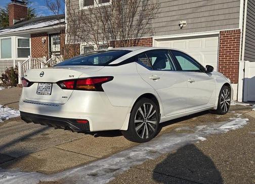 2021 Nissan Altima SR Intelligent AWD