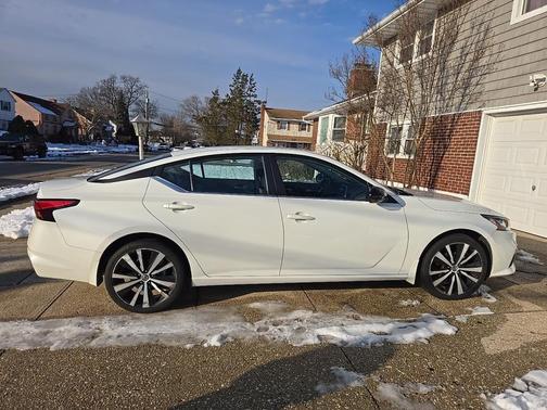 2021 Nissan Altima SR Intelligent AWD