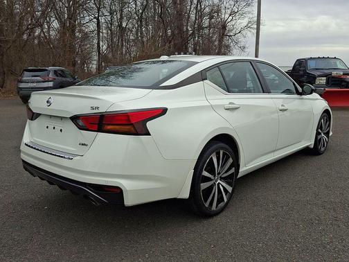 2021 Nissan Altima SR Intelligent AWD