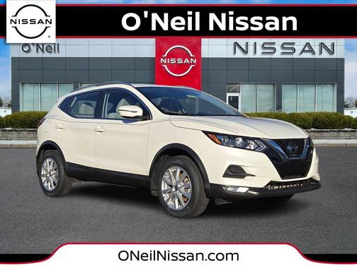 2022 Nissan Rogue Sport SV