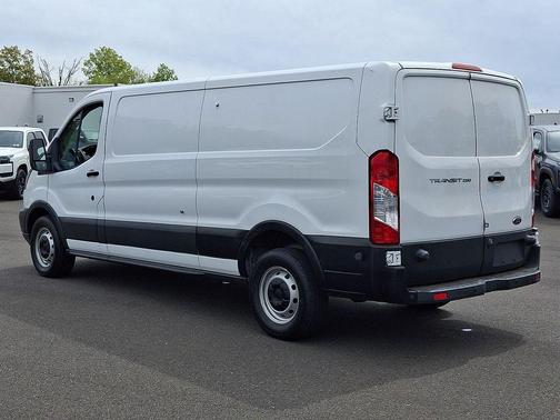 Oxford White 2018 Ford Transit-250 Base