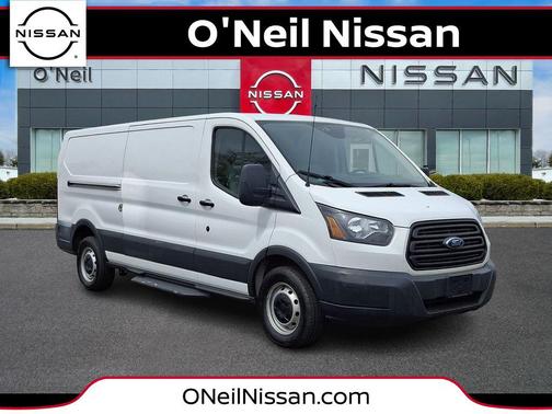 Oxford White 2018 Ford Transit-250 Base