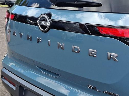 Baltic Teal 2026 Nissan Pathfinder SL