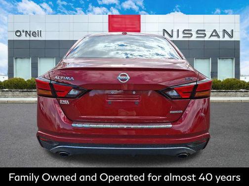 2022 Nissan Altima SR VC-Turbo FWD