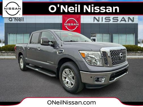 2017 Nissan Titan SV