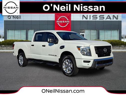 Glacier White 2023 Nissan Titan XD SV