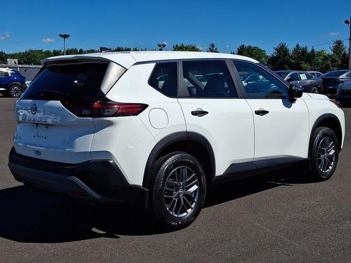Glacier White 2023 Nissan Rogue S