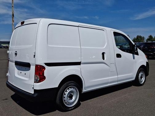 Fresh Powder 2019 Nissan NV200 S