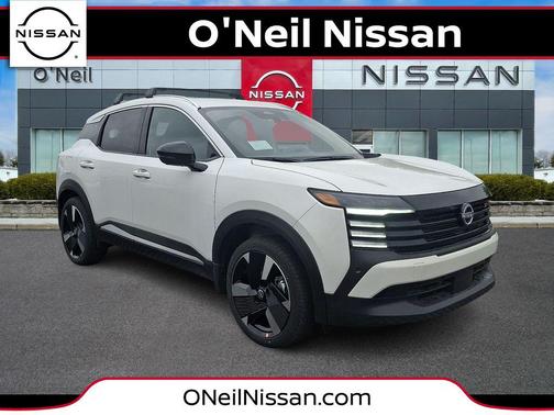 Aspen White Tricoat 2026 Nissan Kicks SR