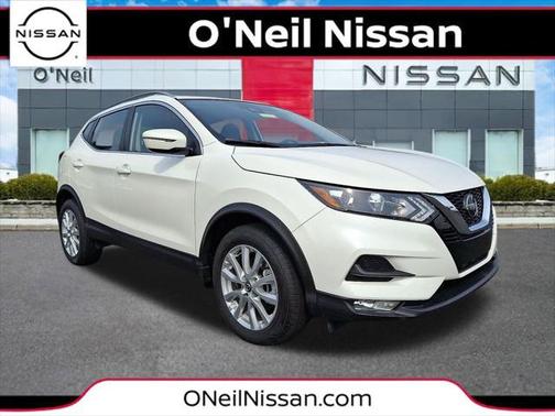 2022 Nissan Rogue Sport SV