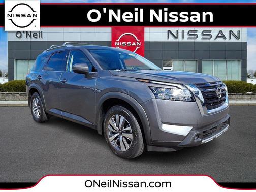 2022 Nissan Pathfinder SL 4WD