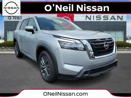 Brilliant Silver Metallic 2022 Nissan Pathfinder S 4WD
