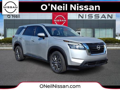 Brilliant Silver Metallic 2022 Nissan Pathfinder S 4WD