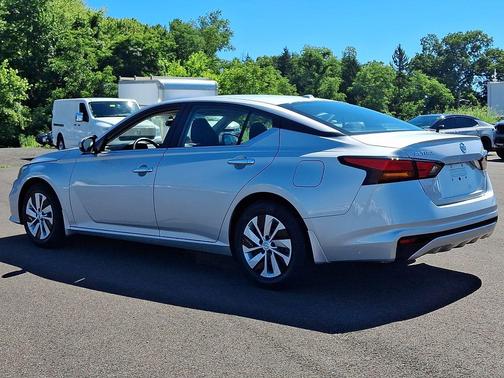 Brilliant Silver Metallic 2020 Nissan Altima S FWD