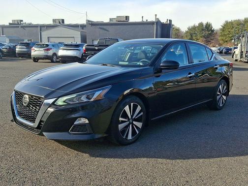 2021 Nissan Altima 2.5 SV