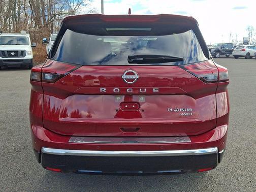 2024 Nissan Rogue Platinum
