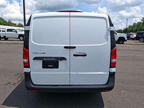 2021 Mercedes-Benz Metris Base