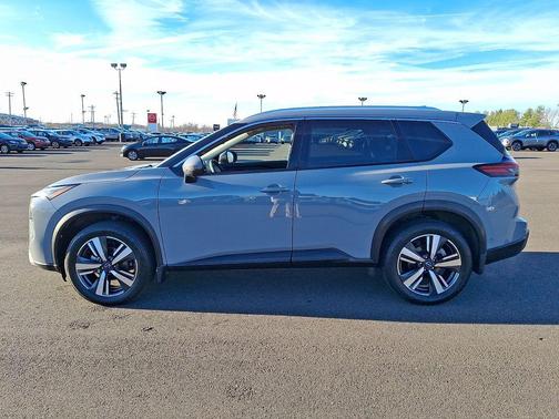 2024 Nissan Rogue SL