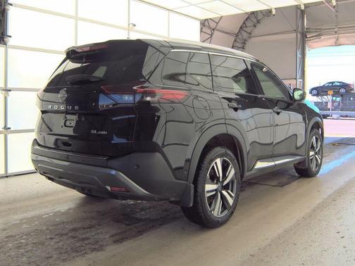Super Black 2023 Nissan Rogue SL