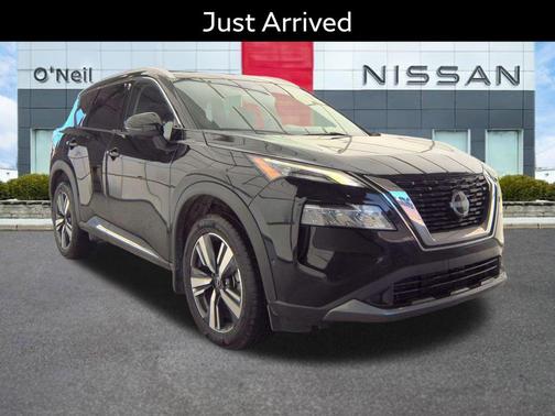 Super Black 2023 Nissan Rogue SL