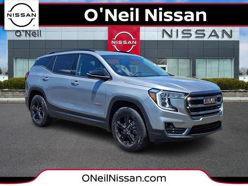 Sterling Metallic 2023 GMC Terrain AWD AT4