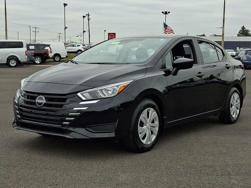 2023 Nissan Versa 1.6 S