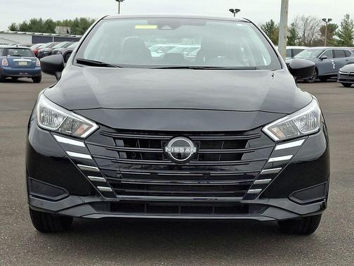 2023 Nissan Versa 1.6 S