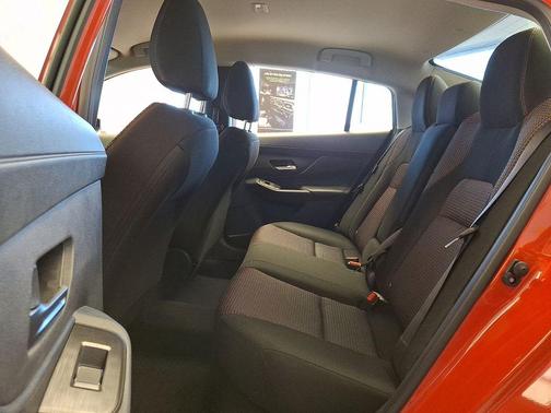 Energetic Ember/Super Black 2026 Nissan Sentra SR