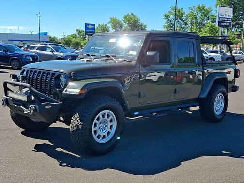 Sarge Green Clearcoat 2022 Jeep Gladiator Willys 4x4