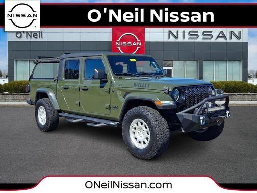 Sarge Green Clearcoat 2022 Jeep Gladiator Willys 4x4