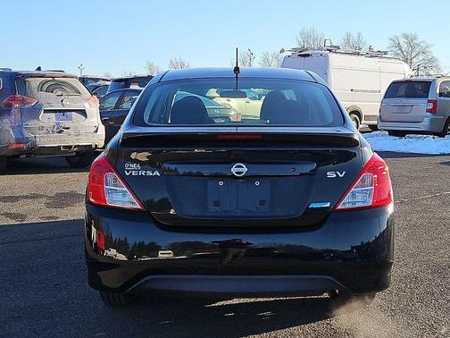 2015 Nissan Versa 1.6 SV